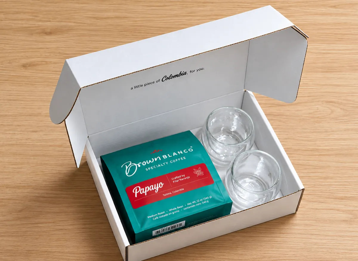 Brown Blanco Colombian coffee gift box with two double-wall espresso cups